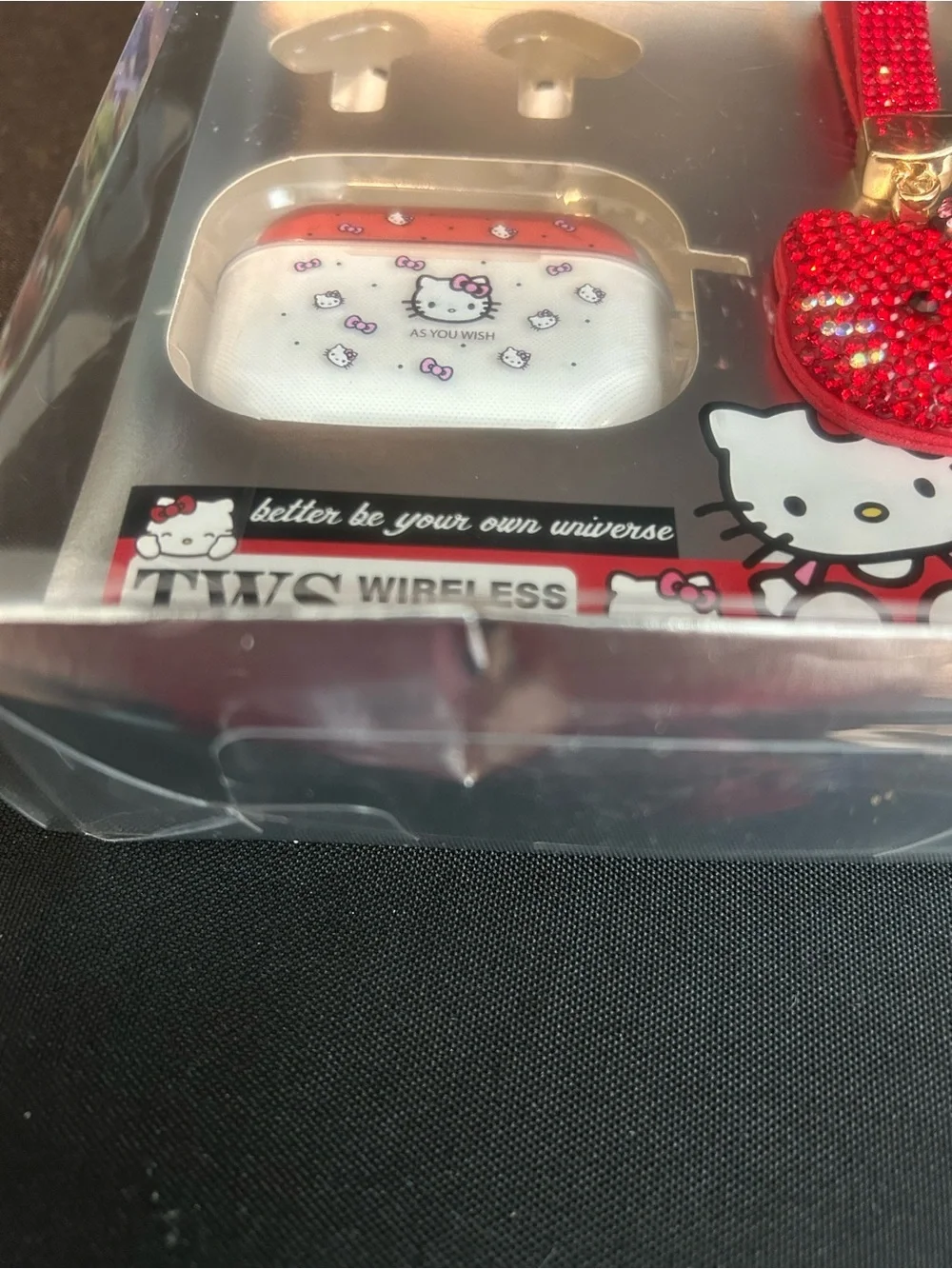 Hello Kitty Red and White Wireless Earbuds with Rhinestone Hello Kitty Keychain